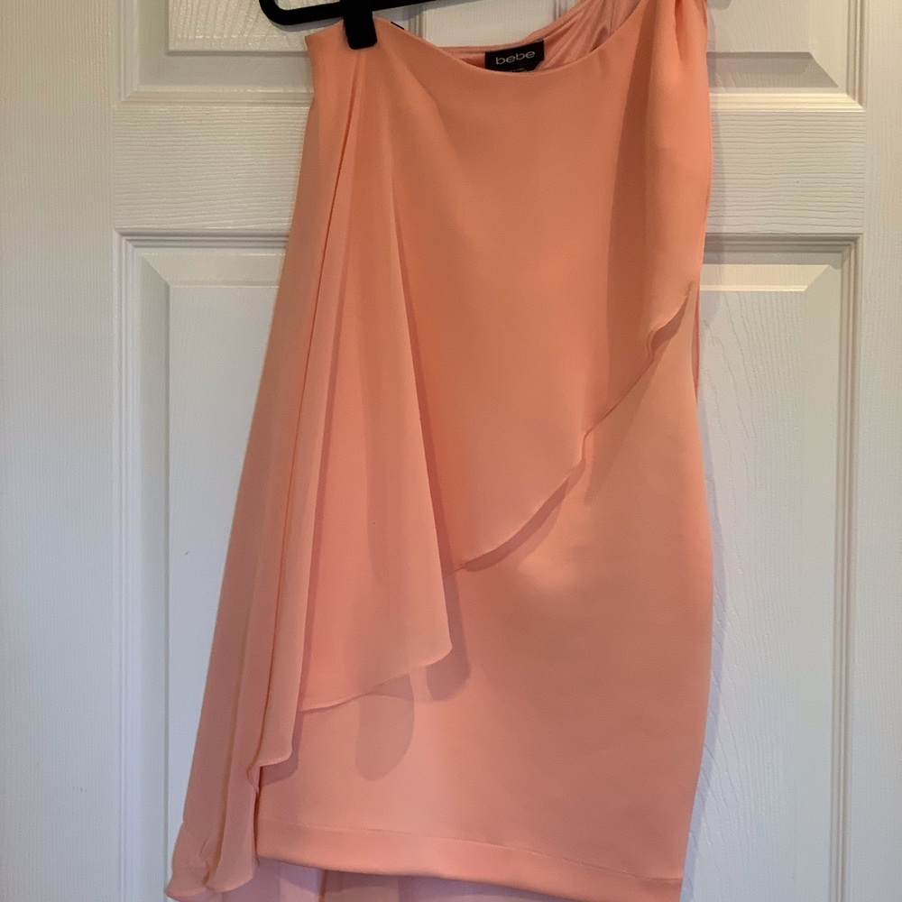 Bebe off the shoulder beautiful dress